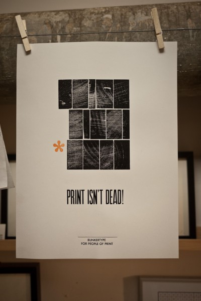 Colaboración de BunkerType en el proyecto "Print isn't dead"